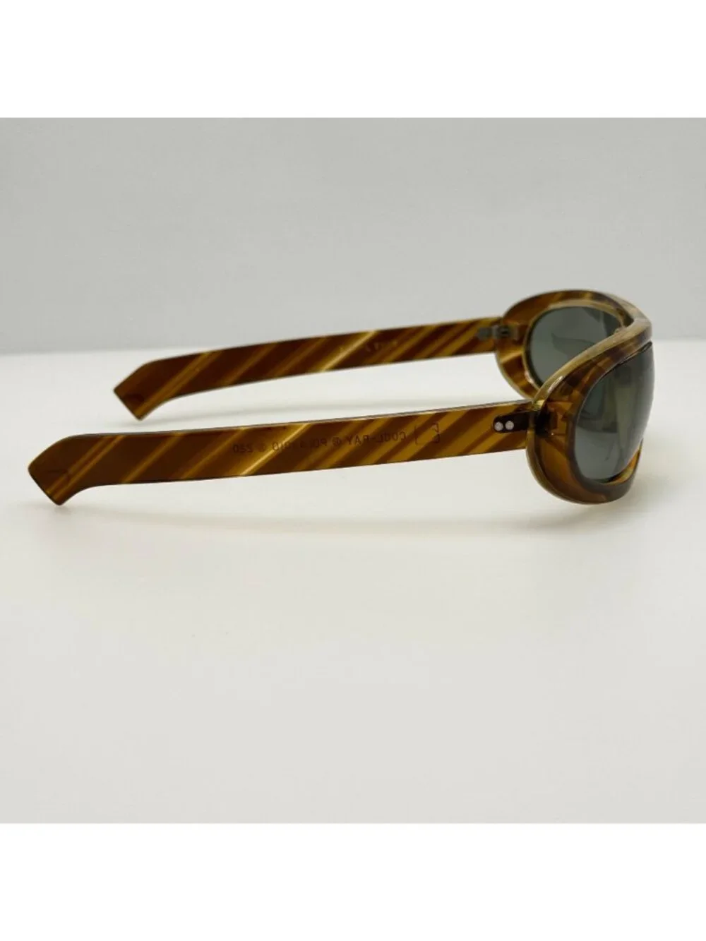 Polaroid Sunglasses Cool Ray 220 Social Eyes